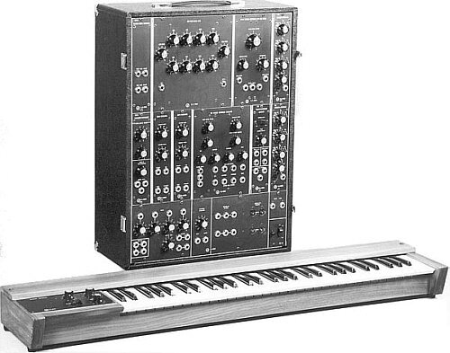 Moog 10
